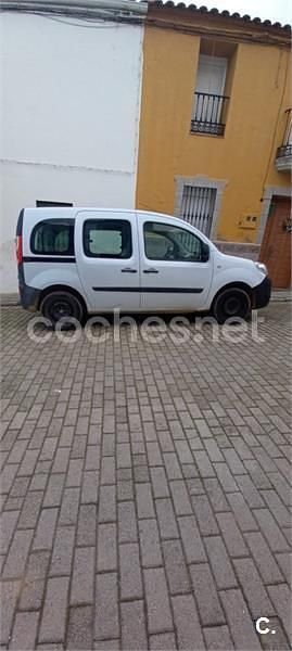 Usado Renault Kangoo 75 CV (55 kW) 2016 Blanco Familiar