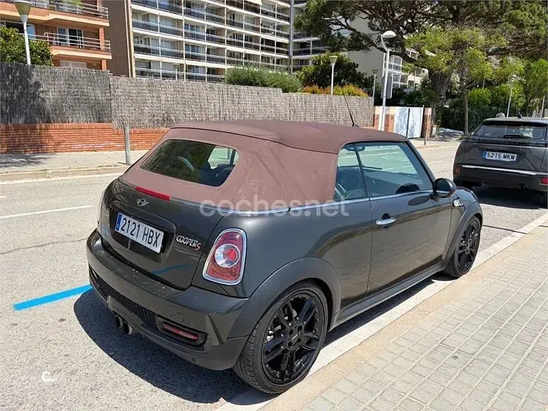 Usado Mini Cooper S Cabriolet 175 CV (128 kW) 2011 Verde Descapotable
