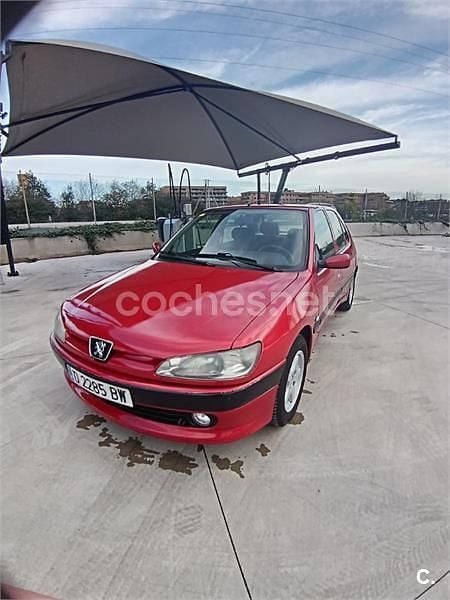 Rojo Usado 1997 Peugeot 306 Style Berlina | 3000 € (Precio justo) - Imagen 1/4