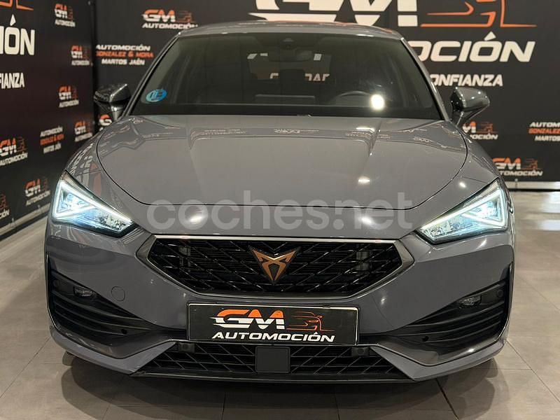 Usado Cupra Leon 150 CV (110 kW) 2023 Gris / plata Berlina