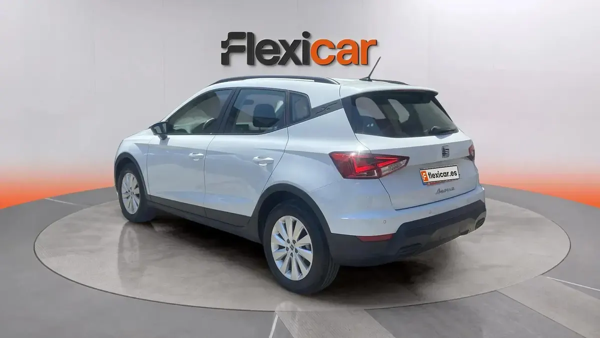 Usado Seat Arona Style 116 CV (85 kW) 2024 Blanco SUV
