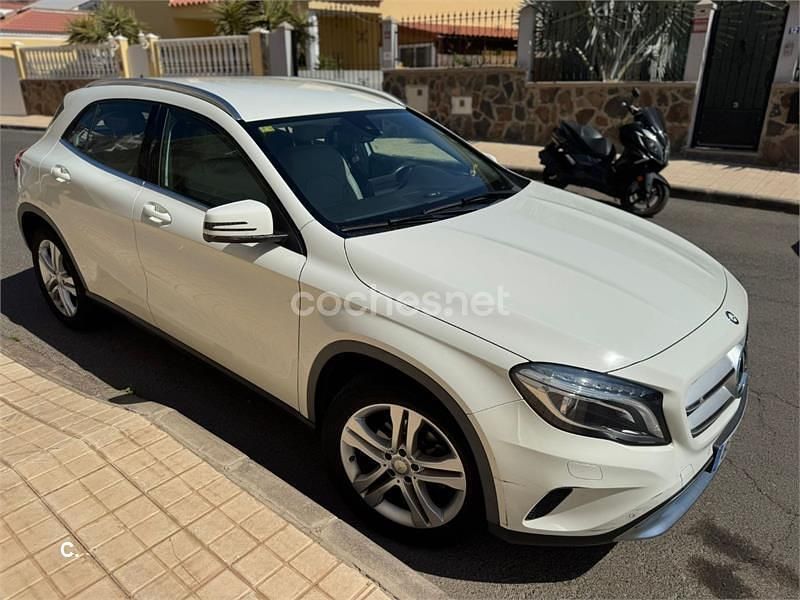 Blanco Usado 2016 Mercedes GLA200 AMG line SUV | 17.995 € (Precio justo) - Imagen 1/4