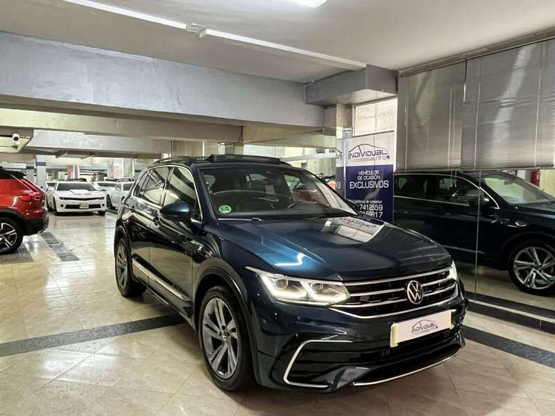 Azul Usado 2021 VW Tiguan R-line SUV | 31.990 € (Un poco caro) - Imagen 1/4