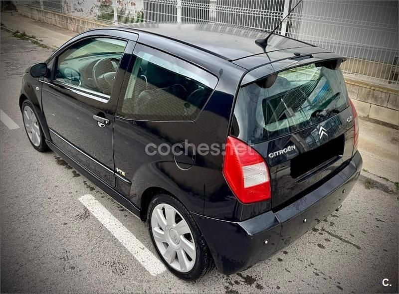 Usado Citroën C2 VTR Sport 70 CV (51 kW) 2007 Negro Utilitario