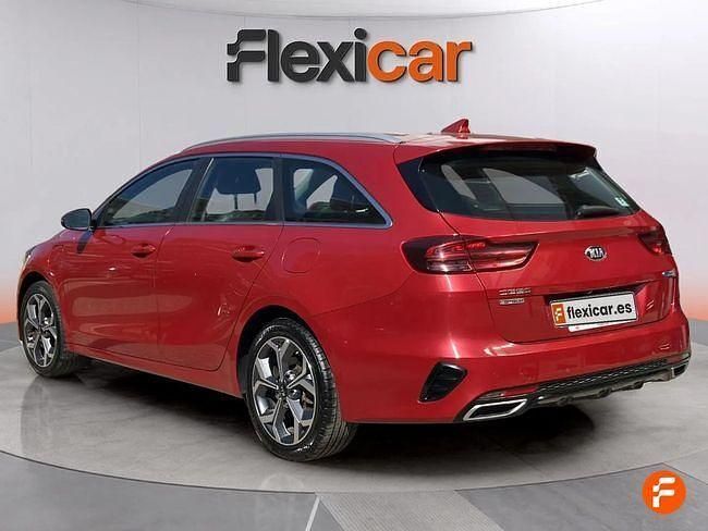 Usado Kia Ceed 141 CV (103 kW) 2021 Rojo Utilitario