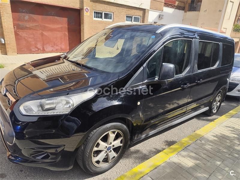 Usado Ford Tourneo Connect Titanium 120 CV (88 kW) 2016 Negro Monovolumen