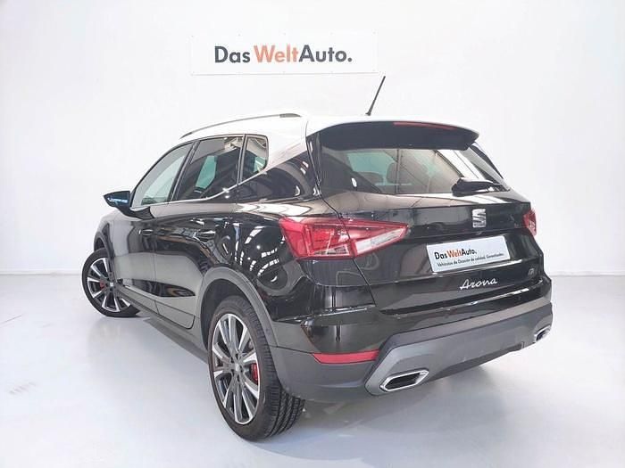 Negro Usado 2024 Seat Arona FR SUV | 22.990 € (Un poco caro) - Imagen 1/4