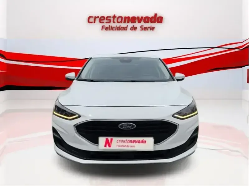 Usado Ford Focus Trend 120 CV (88 kW) 2022 Blanco Utilitario