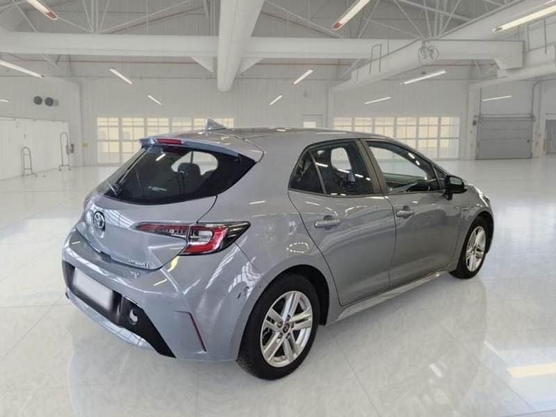 Usado Toyota Corolla Active 122 CV (89 kW) 2020 Gris Utilitario