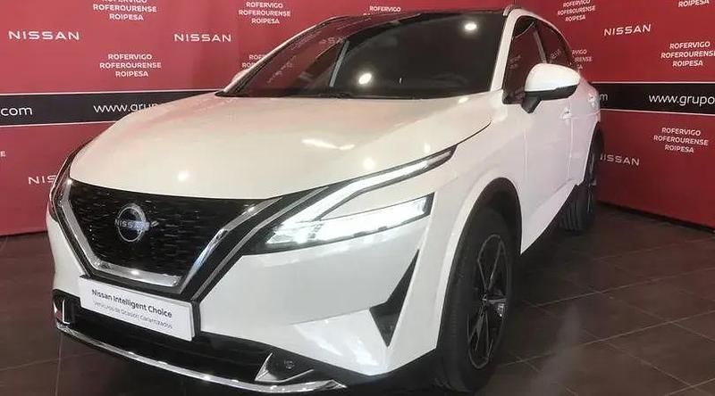 Lunar white metalizado Usado 2023 Nissan Qashqai Tekna SUV | 29.900 € (Caro) - Imagen 1/4