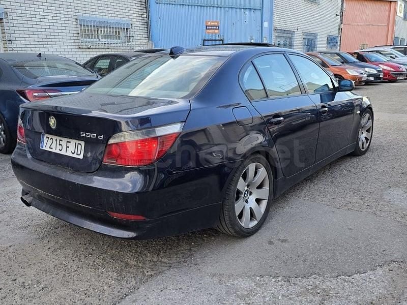 Usado BMW 530 231 CV (169 kW) 2006 Negro Berlina
