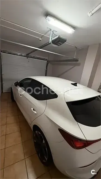 Usado Cupra Leon 150 CV (110 kW) 2024 Blanco Berlina
