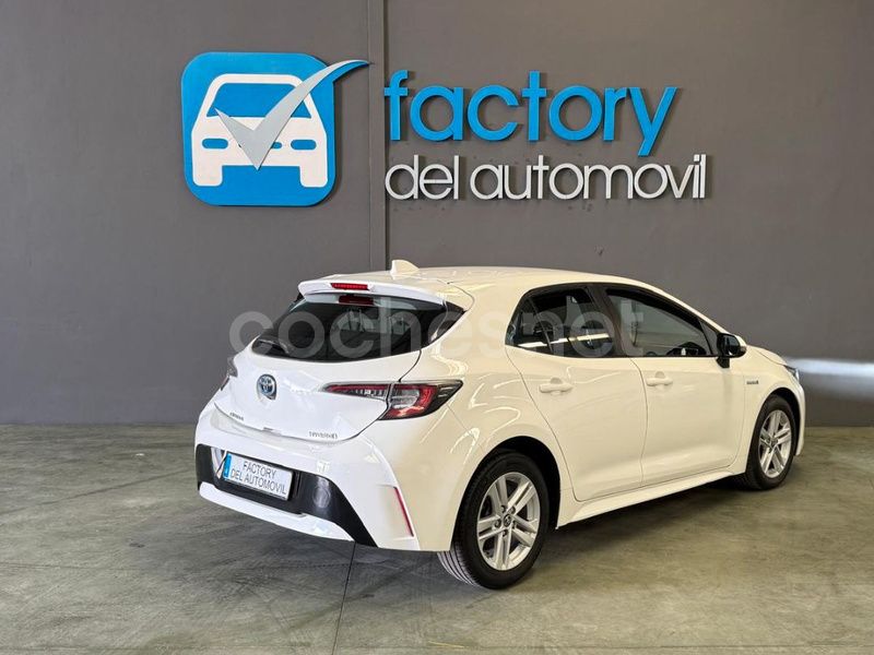 Usado Toyota Corolla Active 122 CV (89 kW) 2019 Blanco Berlina