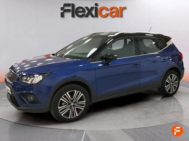 Usado Seat Arona Ecomotive 115 CV (84 kW) 2018 Azul SUV