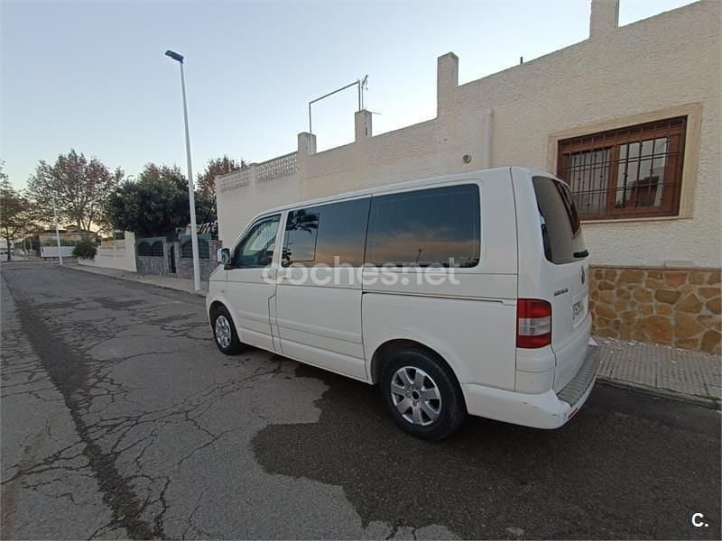 Usado VW Multivan Comfortline 130 CV (95 kW) 2004 Blanco Monovolumen