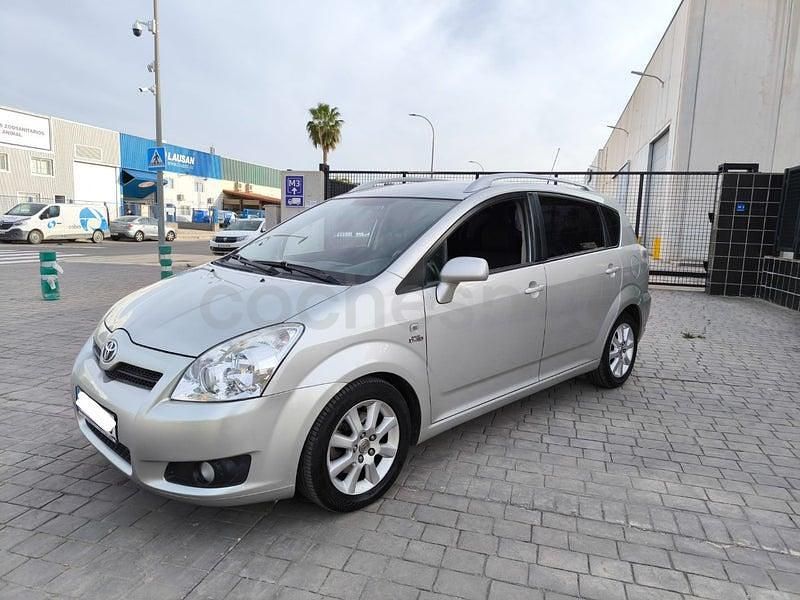 Usado Toyota Corolla Verso Luna 136 CV (100 kW) 2007 Beige Monovolumen