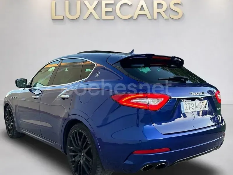 Usado Maserati Levante 430 CV (316 kW) 2017 Azul SUV