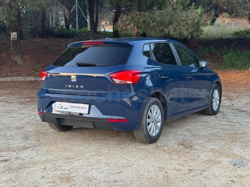 Usado Seat Ibiza Reference 75 CV (55 kW) 2018 Azul Utilitario