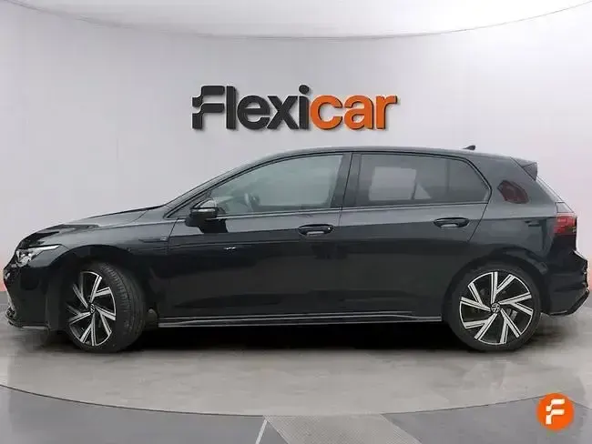 Usado VW Golf VIII R-line 150 CV (110 kW) 2022 Negro Berlina