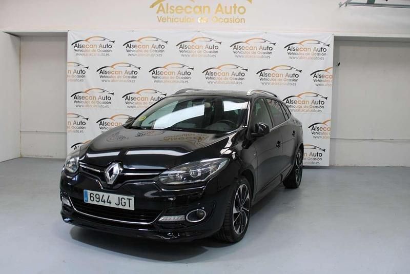 Usado Renault Mégane GrandTour Bose Edition 131 CV (96 kW) 2015 Negro Familiar