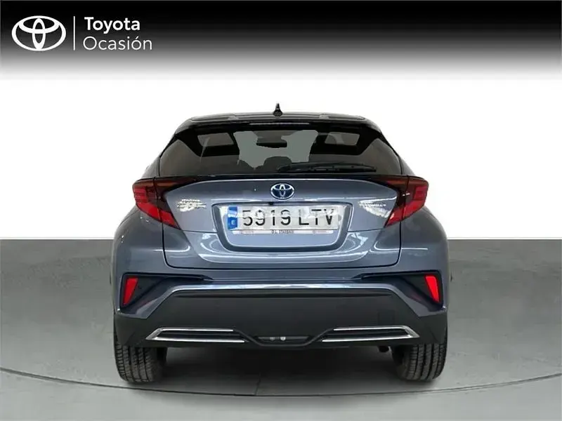 Usado Toyota C-HR Advance 184 CV (135 kW) 2021 Gris / plata SUV