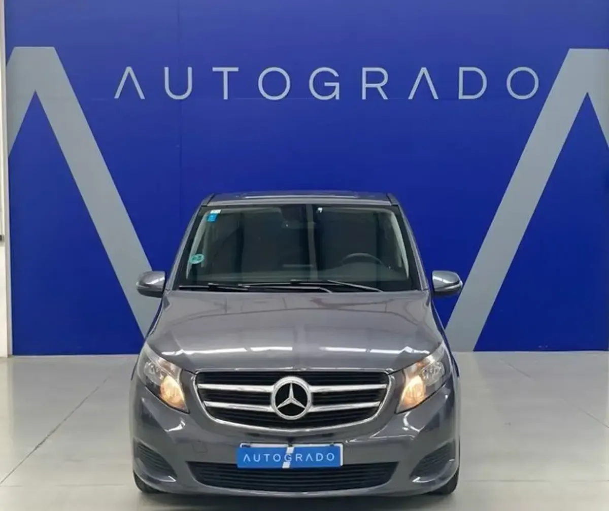 Usado Mercedes V220 Avantgarde 163 CV (119 kW) 2016 Gris Monovolumen