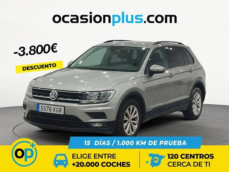 Usado VW Tiguan Edition 115 CV (84 kW) 2018 Gris / plata SUV