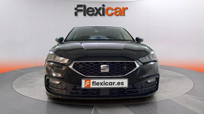 Usado Seat Leon FR 150 CV (110 kW) 2025 Negro Berlina