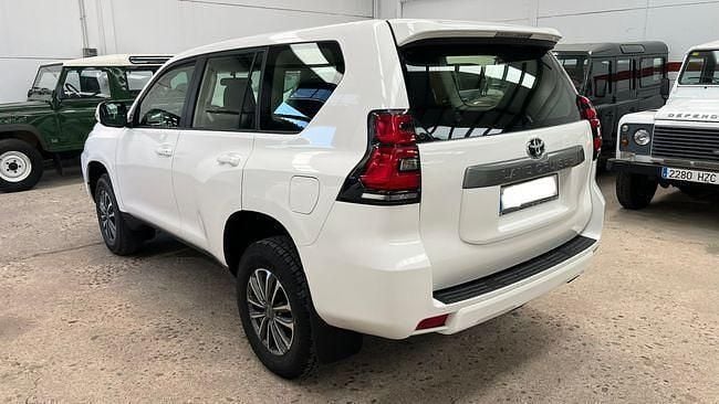 Usado Toyota Land Cruiser 177 CV (130 kW) 2020 Blanco SUV