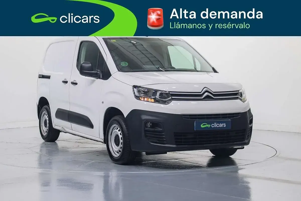 Usado Citroën Berlingo 102 CV (75 kW) 2021 Blanco Monovolumen