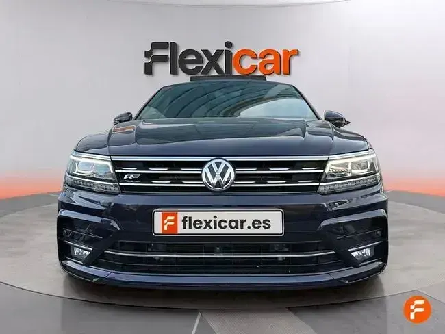 Usado VW Tiguan Sportline 190 CV (139 kW) 2019 Negro SUV