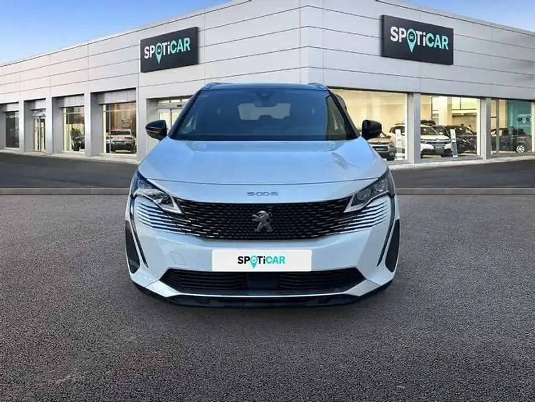 Usado Peugeot 5008 GT 131 CV (96 kW) 2021 Blanco SUV