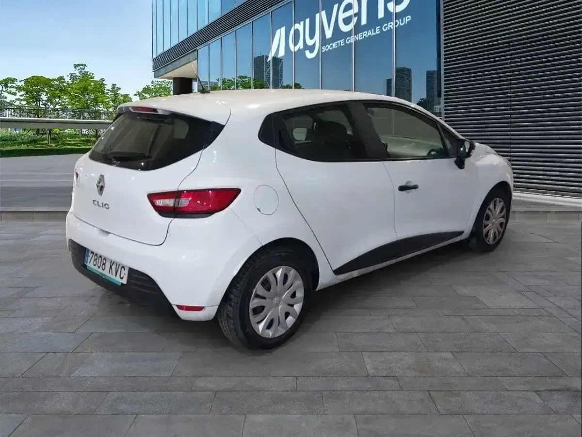 Usado Renault Clio IV Business 76 CV (55 kW) 2019 Blanco