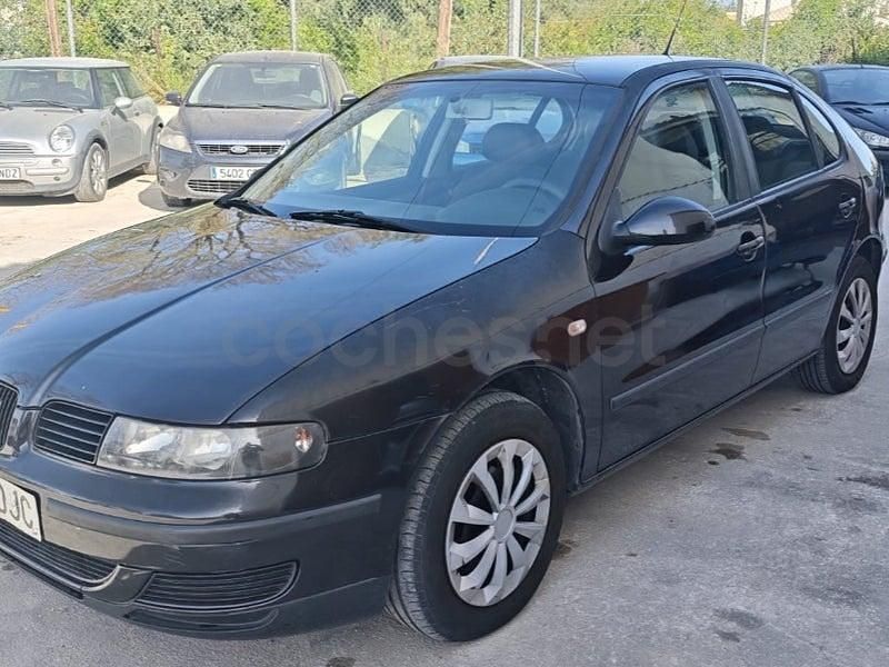 Brugt Seat Leon Sport 102 HK (75 kW) 2005 Sort Hatchback