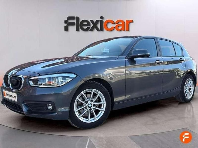 Usado BMW 116 116 CV (85 kW) 2019 Gris Utilitario