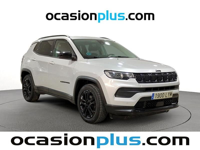 Usado Jeep Compass Night Eagle 130 CV (95 kW) 2022 Blanco SUV