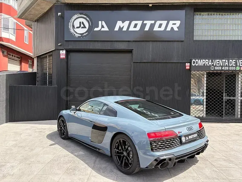 Usado Audi R8 Coupé Performance 570 CV (419 kW) 2024 Gris / plata Coupe