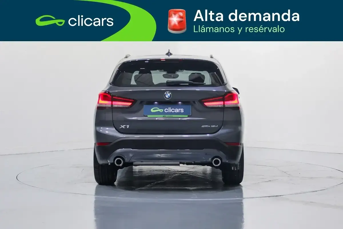 Begagnad BMW X1 150 HK (110 kW) 2022 Grå SUV