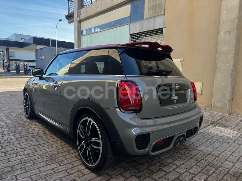 Usado Mini John Cooper Works 231 CV (169 kW) 2021 Gris / plata Utilitario