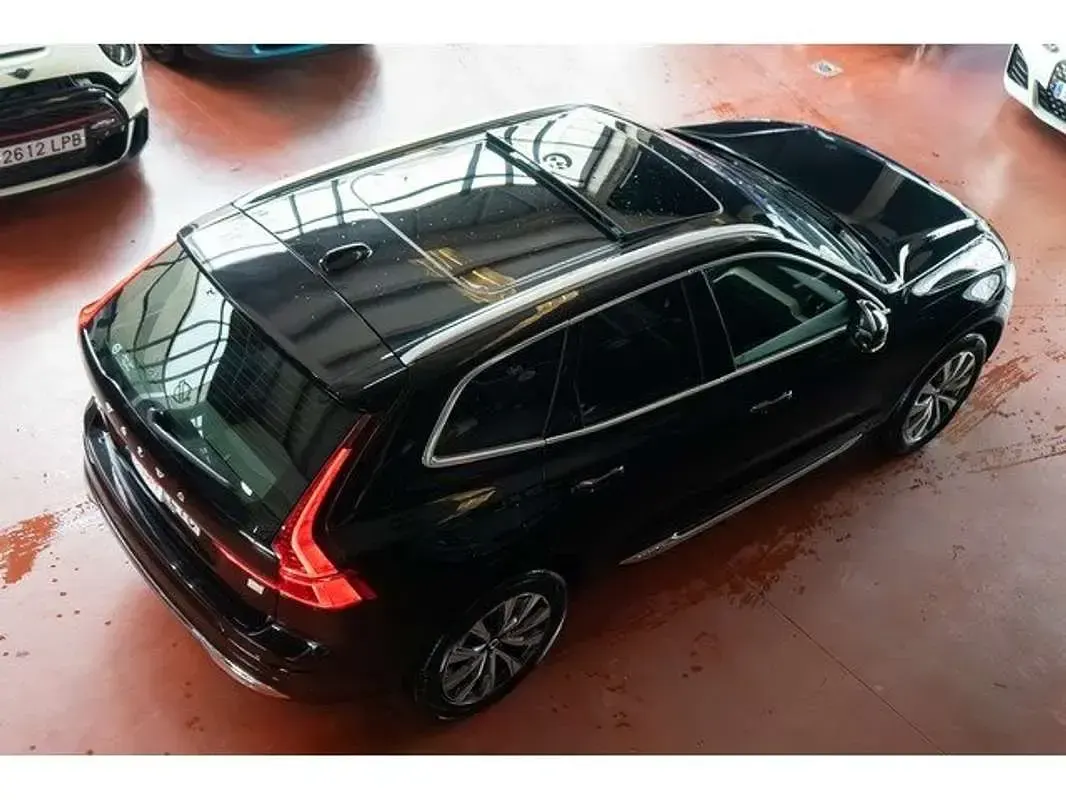 Usado Volvo XC60 Inscription 351 CV (258 kW) 2021 Negro SUV
