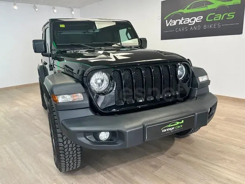Usado Jeep Wrangler Sport 200 CV (147 kW) 2019 Negro SUV