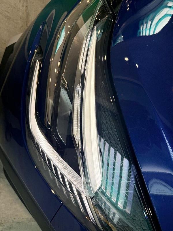 Usado Renault Captur Zen 145 CV (106 kW) 2022 Azul SUV