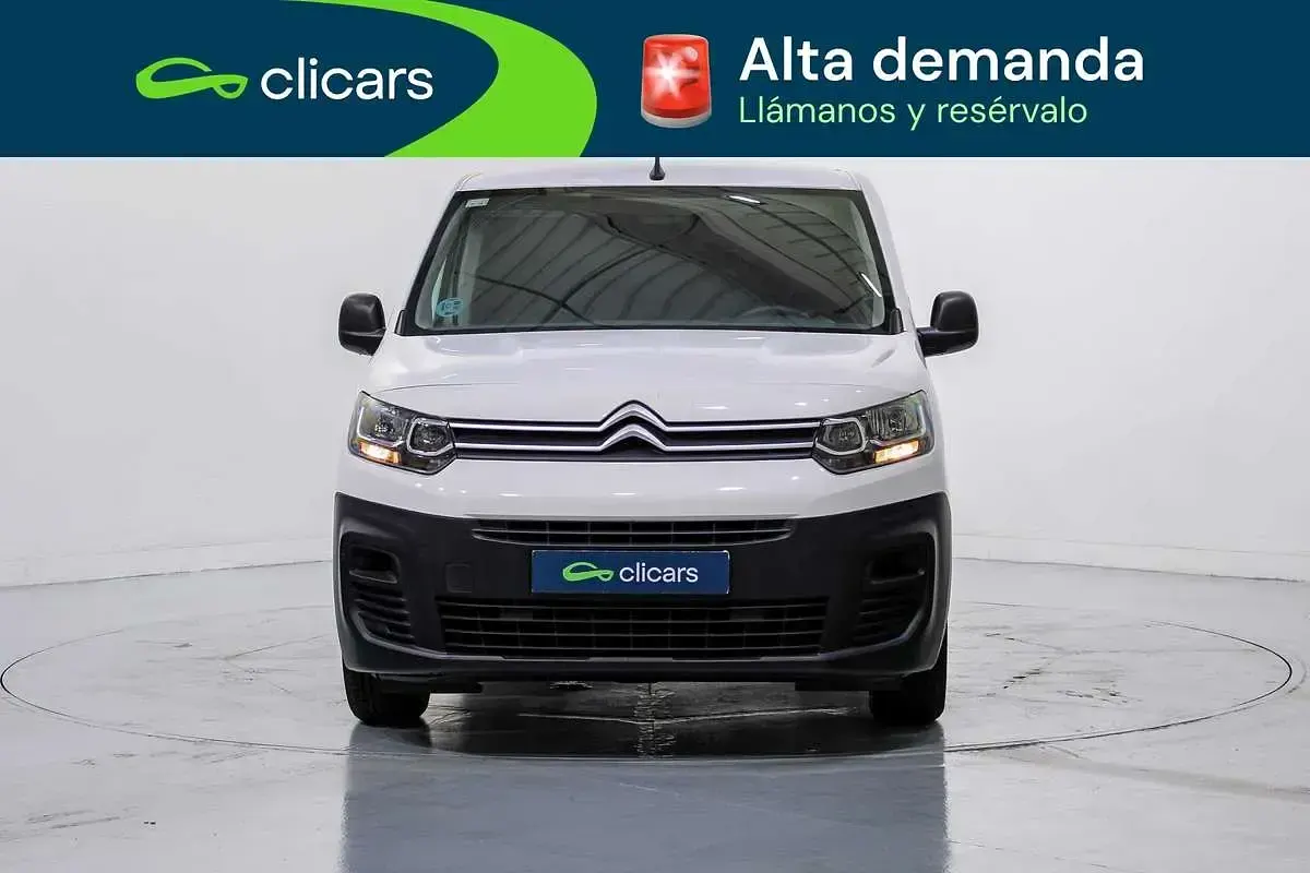 Usado Citroën Berlingo 102 CV (75 kW) 2022 Blanco Monovolumen
