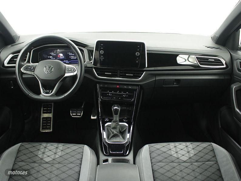 Usado VW T-Roc R-line 150 CV (110 kW) 2024 Negro SUV