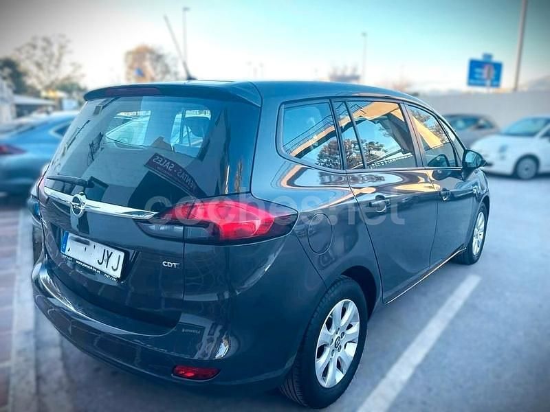 Usado Opel Zafira Tourer Expression 120 CV (88 kW) 2017 Gris / plata Monovolumen