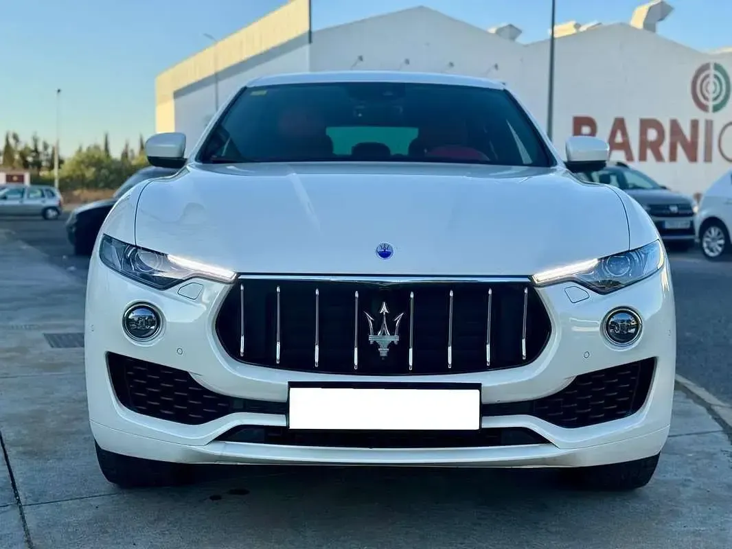 Usado Maserati Levante 275 CV (202 kW) 2016 Blanco SUV