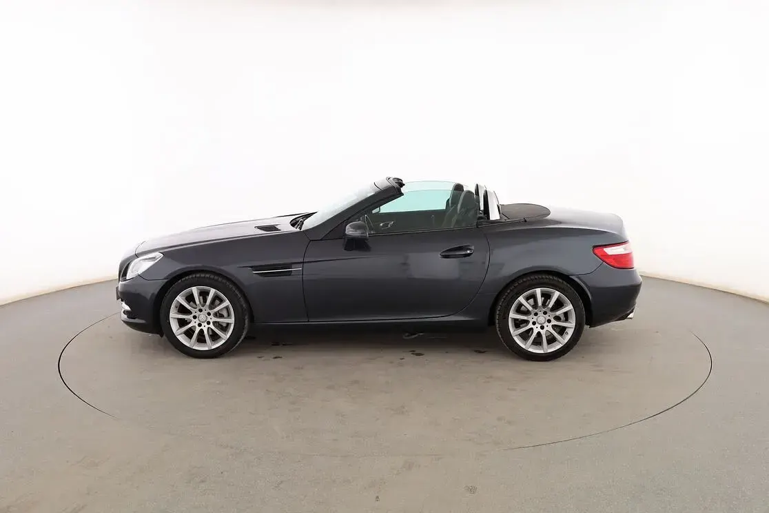 Usado Mercedes SLK200 185 CV (136 kW) 2014 Gris Descapotable