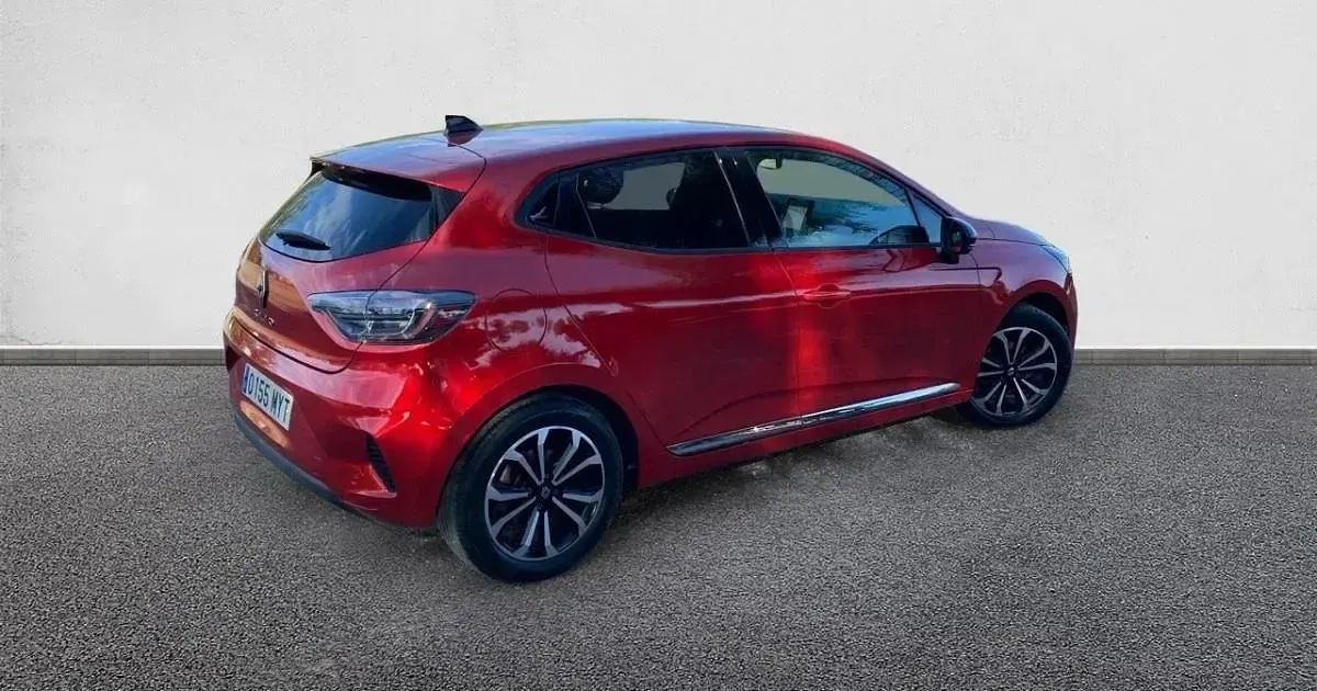Usado Renault Clio Techno 100 CV (73 kW) 2025 Utilitario
