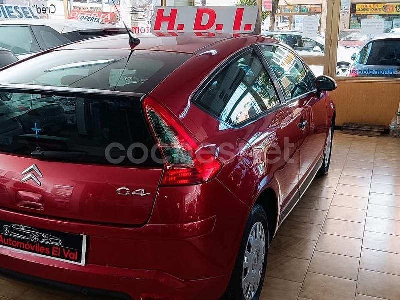 Usado Citroën C4 110 CV (80 kW) 2008 Granate Berlina