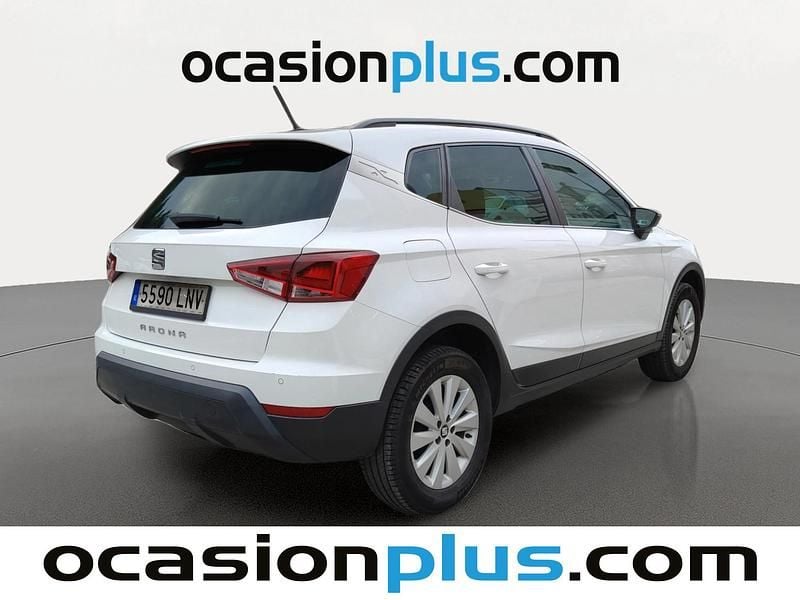 Usado Seat Arona Style 110 CV (80 kW) 2021 Blanco SUV